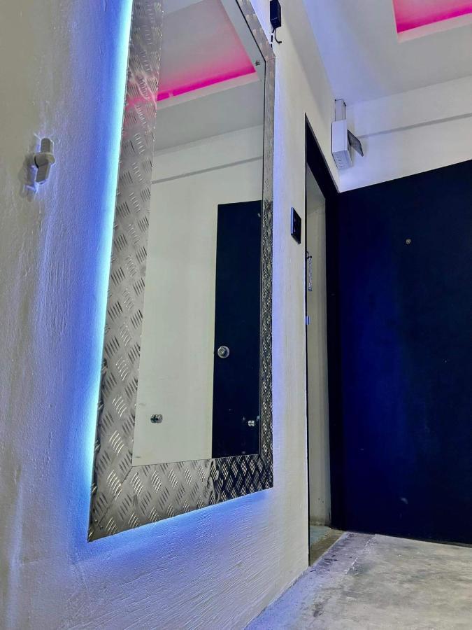 Splash Bar And Guesthouse Патая Екстериор снимка